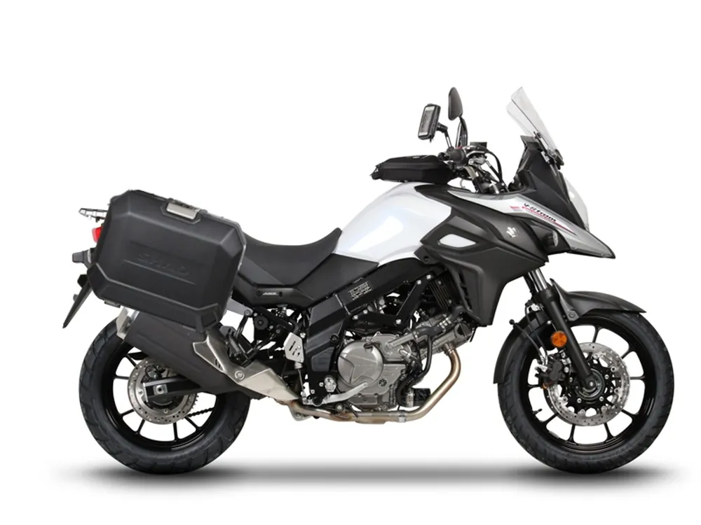 Kompletní sada bočních černých hliníkových kufrů SHAD TERRA BLACK 36L/36L, včetně montážní sady SHAD SUZUKI DL 650 V-Strom - Akční sleva