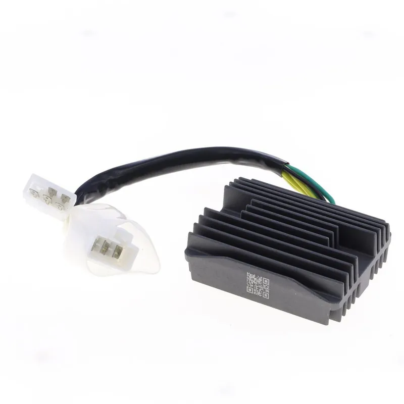 Regulátor napětí ATHENA S410210401011 pro HONDA VFR 800 (ABS) 2002-2013 | Doporučujeme